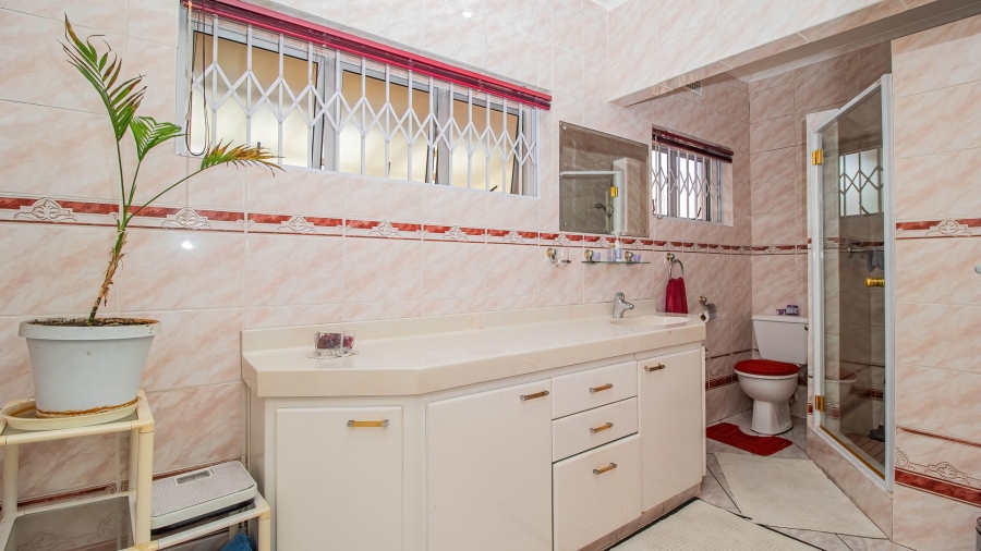 3 Bedroom Property for Sale in Gatesville Western Cape